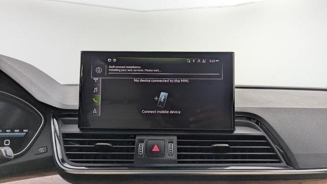Photo of 2022 Ibis White Audi Q5