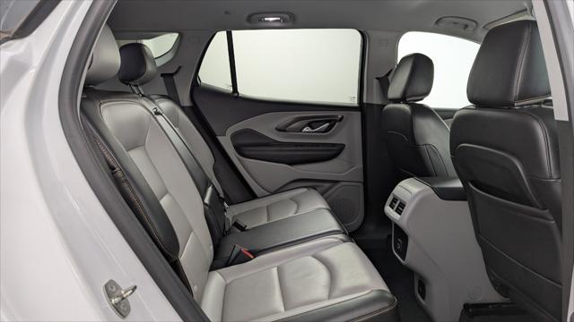 Photo of 2021 Summit White GMC Terrain
