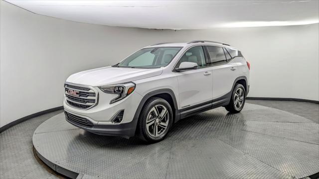 Photo of 2021 Summit White GMC Terrain
