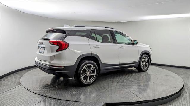 Photo of 2021 Summit White GMC Terrain