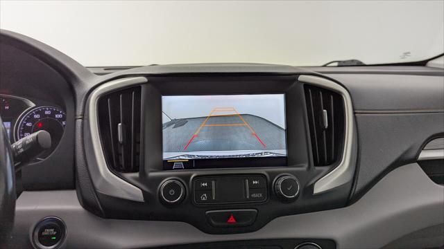 Photo of 2021 Summit White GMC Terrain