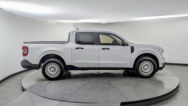 Photo of 2023 Oxford White Ford Maverick