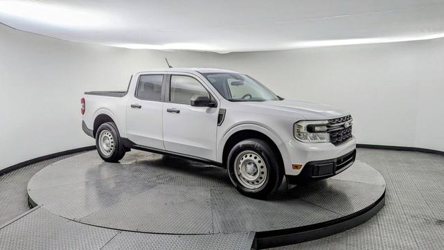 Photo of 2023 Oxford White Ford Maverick