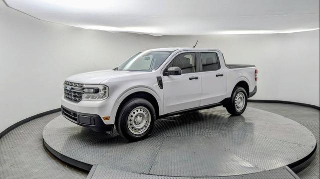 Photo of 2023 Oxford White Ford Maverick