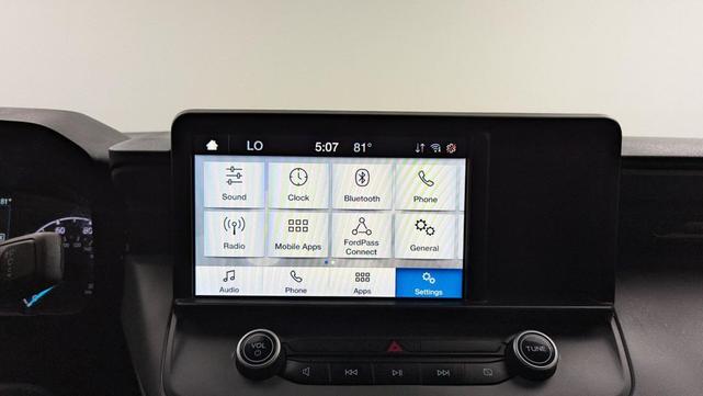 Photo of 2023 Oxford White Ford Maverick