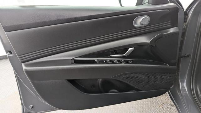 Photo of 2025 Ecotronic Gray Hyundai ELANTRA