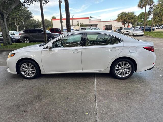 Photo of 2014 Starfire Pearl Lexus ES 350