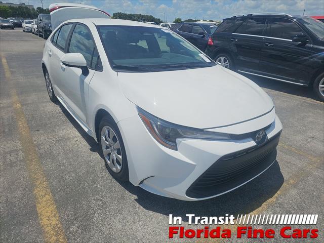 Photo of 2023 Ice Cap Toyota Corolla