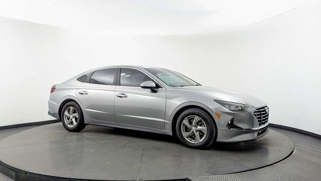 Photo of 2021 Shimmering Silver Pearl Hyundai SONATA