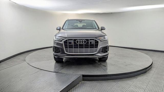 Photo of 2022 Samurai Gray Metallic Audi Q7