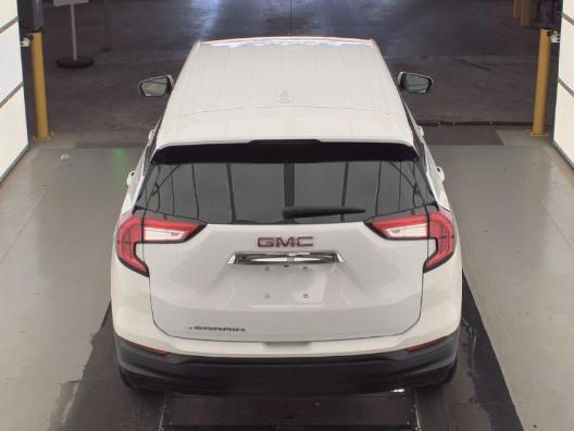 Photo of 2024 Summit White GMC Terrain
