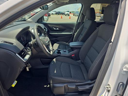 Photo of 2024 Summit White GMC Terrain