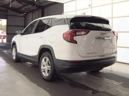 Photo of 2024 Summit White GMC Terrain