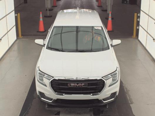 Photo of 2024 Summit White GMC Terrain