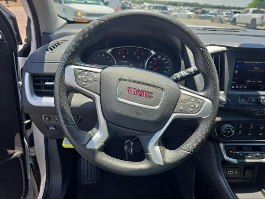 Photo of 2024 Summit White GMC Terrain