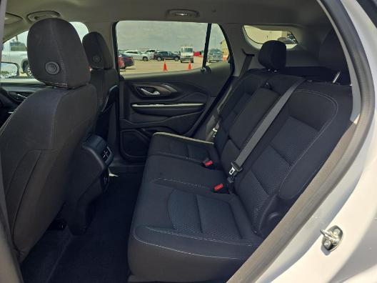 Photo of 2024 Summit White GMC Terrain