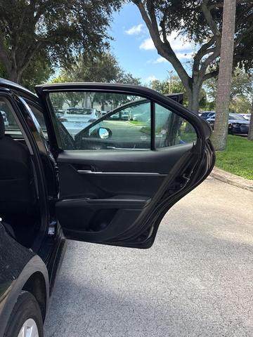 Photo of 2024 Midnight Black Metallic Toyota Camry