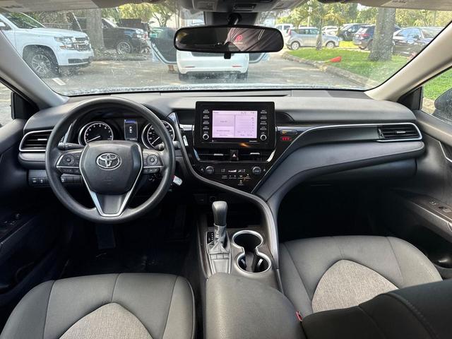 Photo of 2024 Midnight Black Metallic Toyota Camry