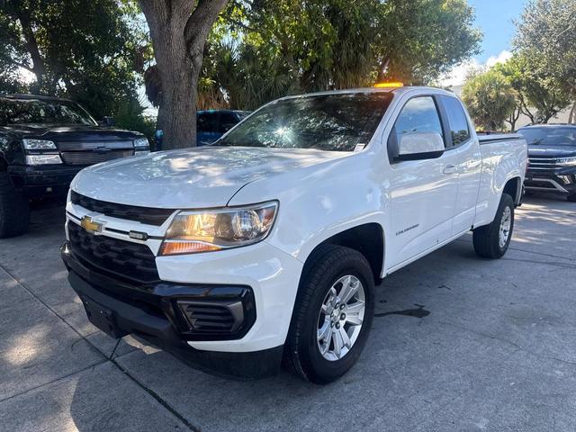 Photo of 2022 Summit White Chevrolet Colorado