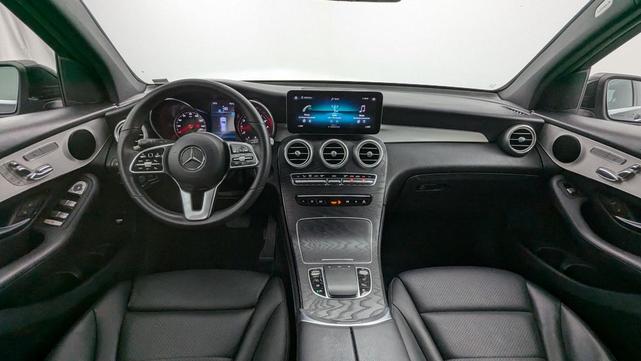 Photo of 2021 Black Mercedes-Benz GLC 300