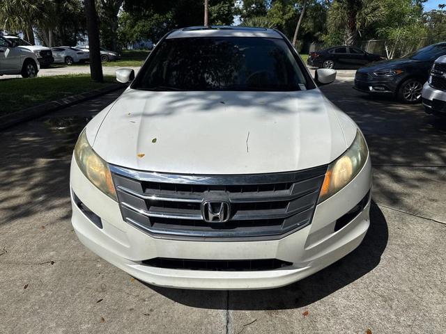 Photo of 2010 White Diamond Pearl Honda Accord Crosstour