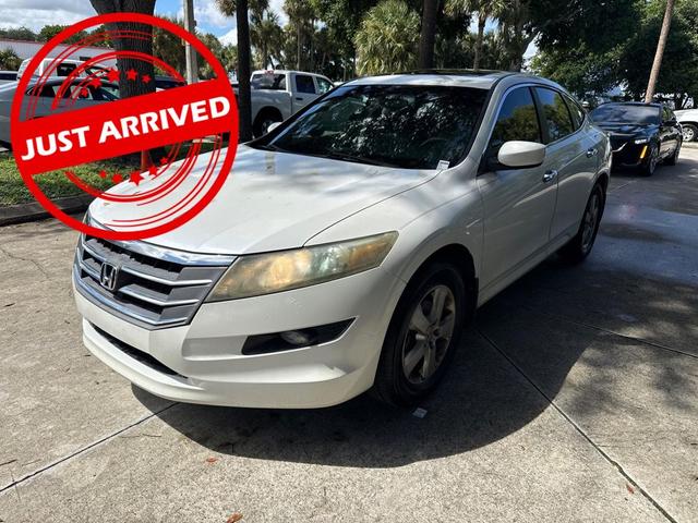 Photo of 2010 White Diamond Pearl Honda Accord Crosstour