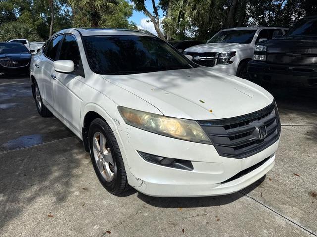Photo of 2010 White Diamond Pearl Honda Accord Crosstour