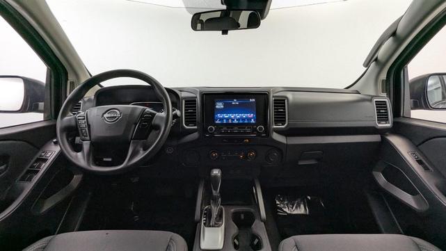 Photo of 2023 Gun Metallic Nissan Frontier