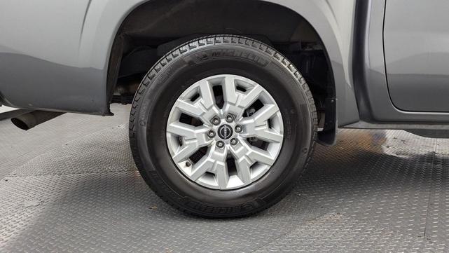 Photo of 2023 Gun Metallic Nissan Frontier