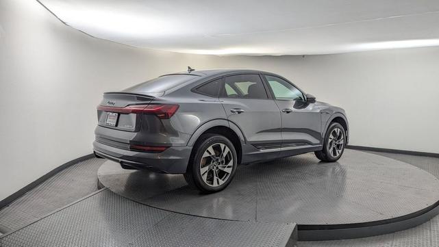 Photo of 2022 Daytona Gray Pearl Effect Audi e-tron Sportback