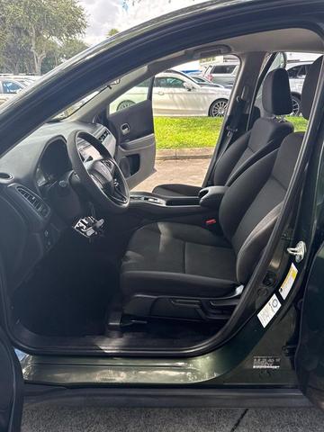 Photo of 2018 Misty Green Pearl Honda HR-V