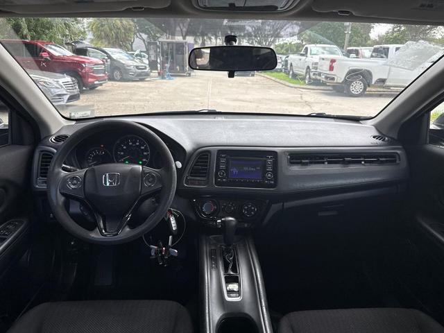 Photo of 2018 Misty Green Pearl Honda HR-V