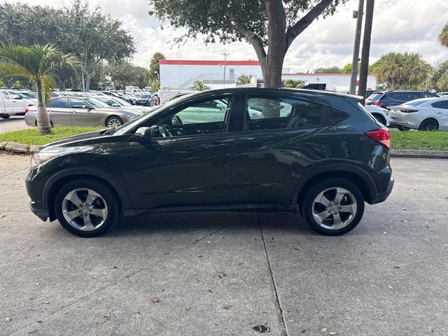 Photo of 2018 Misty Green Pearl Honda HR-V