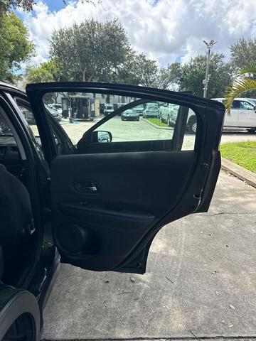 Photo of 2018 Misty Green Pearl Honda HR-V