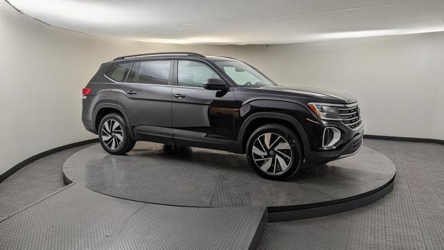 Photo of 2024 Black Volkswagen Atlas