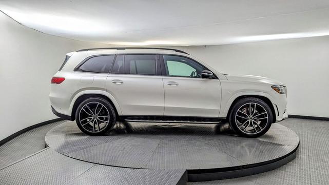 Photo of 2020 designo Diamond White Metallic Mercedes-Benz GLS 580
