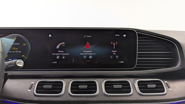 Photo of 2020 designo Diamond White Metallic Mercedes-Benz GLS 580