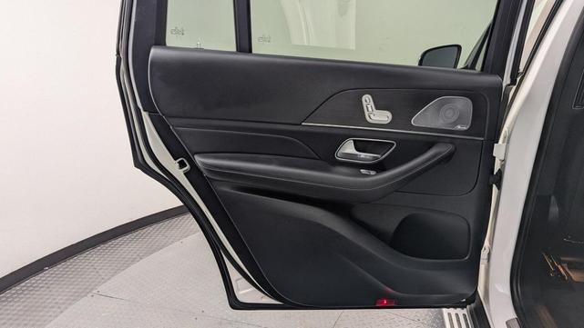 Photo of 2020 designo Diamond White Metallic Mercedes-Benz GLS 580