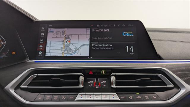 Photo of 2021 White BMW X7