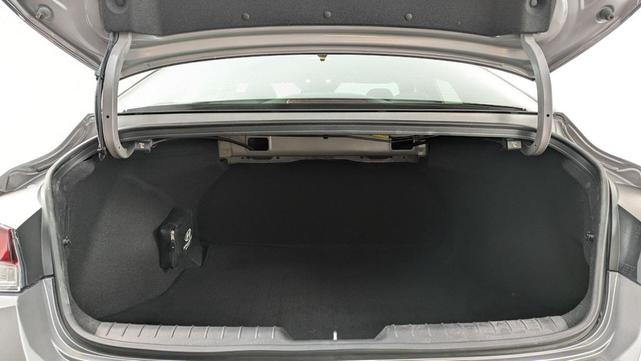 Photo of 2024 Fluid Metal Hyundai ELANTRA
