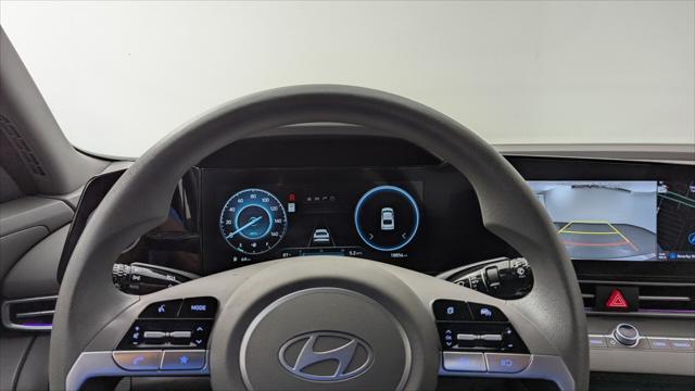 Photo of 2024 Fluid Metal Hyundai ELANTRA