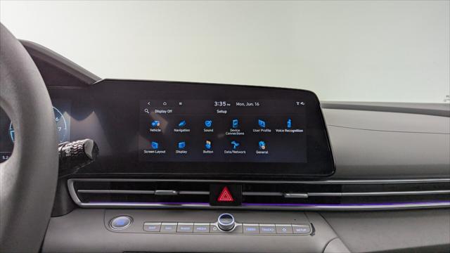Photo of 2024 Fluid Metal Hyundai ELANTRA