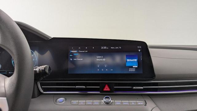Photo of 2024 Fluid Metal Hyundai ELANTRA