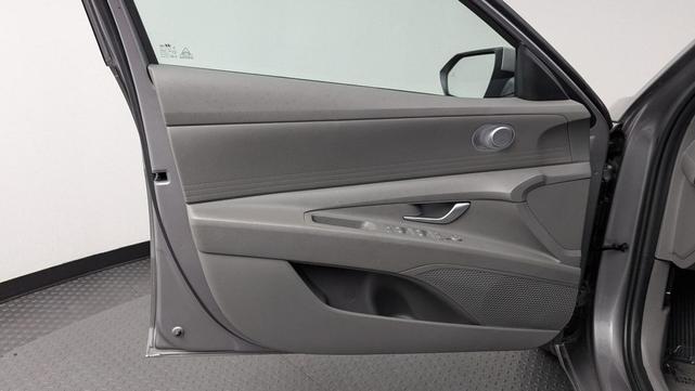 Photo of 2024 Fluid Metal Hyundai ELANTRA