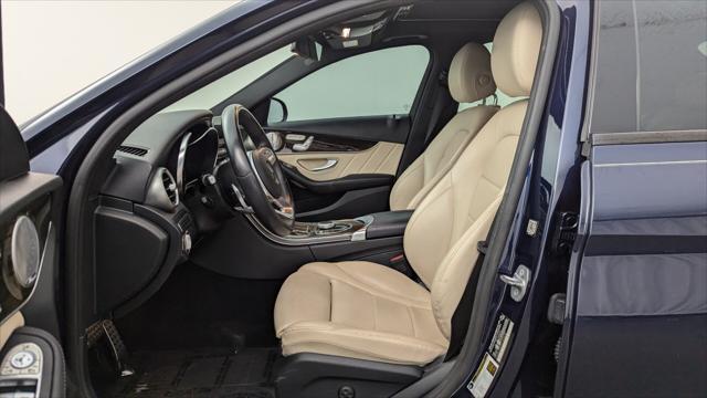 Photo of 2019 Brilliant Blue Metallic Mercedes-Benz C-Class