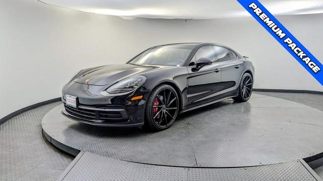 Photo of 2018 Black Porsche Panamera