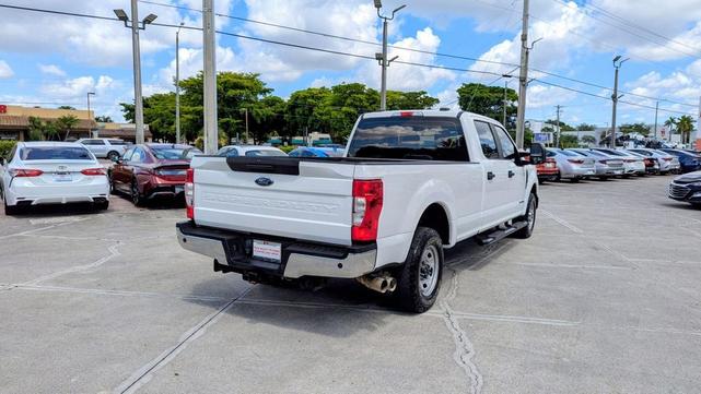 Photo of 2021 Oxford White Ford F-250