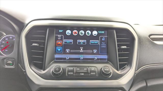 Photo of 2018 Quicksilver Metallic GMC Acadia