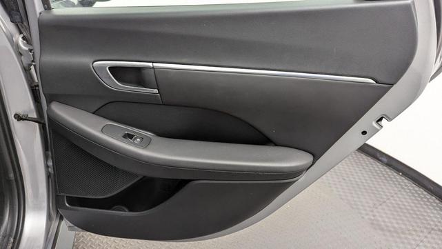 Photo of 2023 Curated Silver Hyundai SONATA
