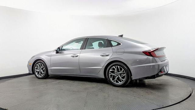 Photo of 2023 Curated Silver Hyundai SONATA